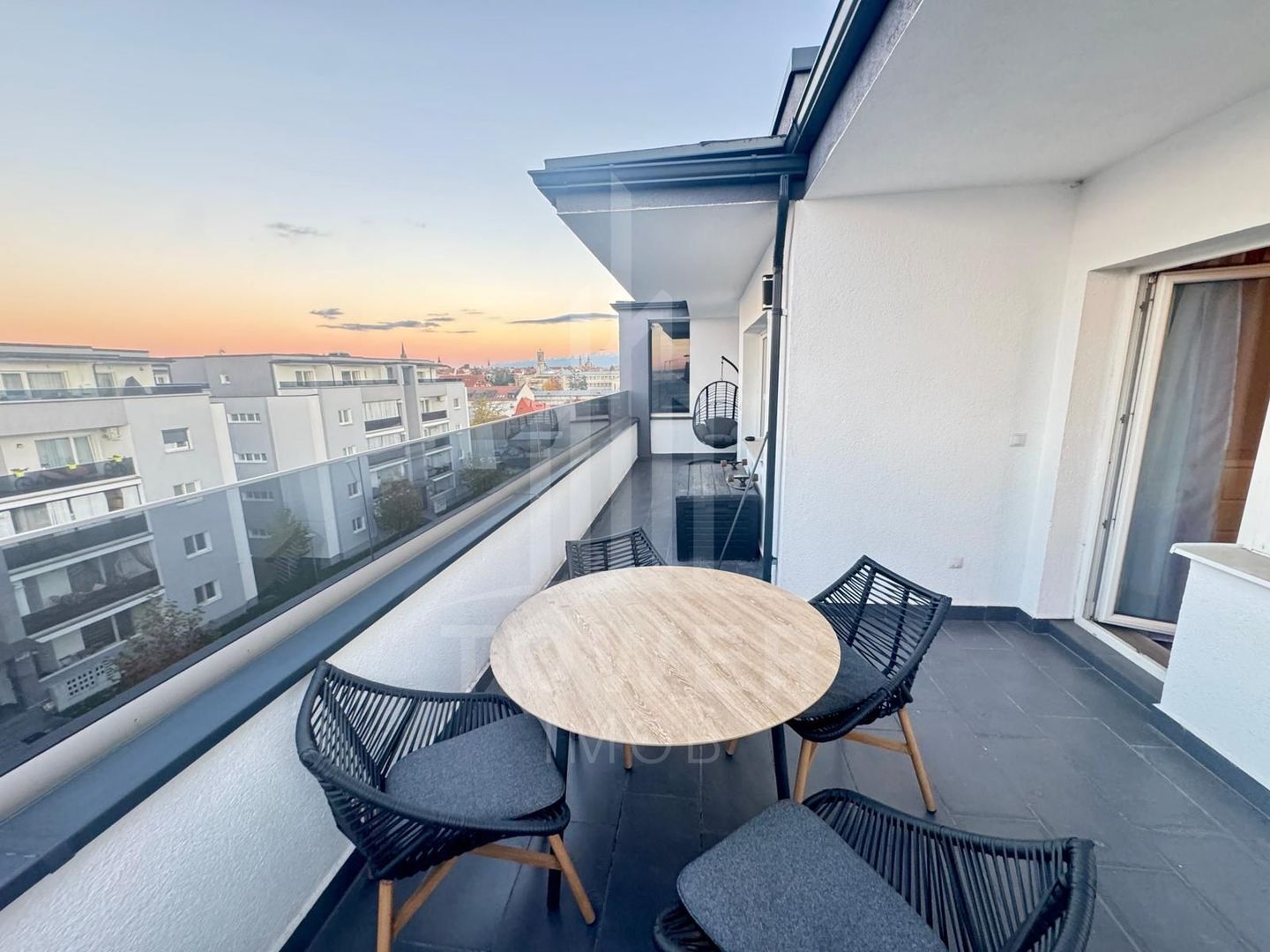 Penthouses de lux in cartierul Kogalniceanu - 3 dormitoare - 101 mp utili - Poză 14