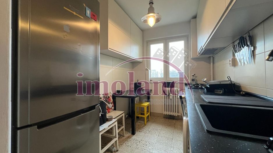 Vanzare - Apartament 3 camere - Aleea Compozitorilor - Poză 7