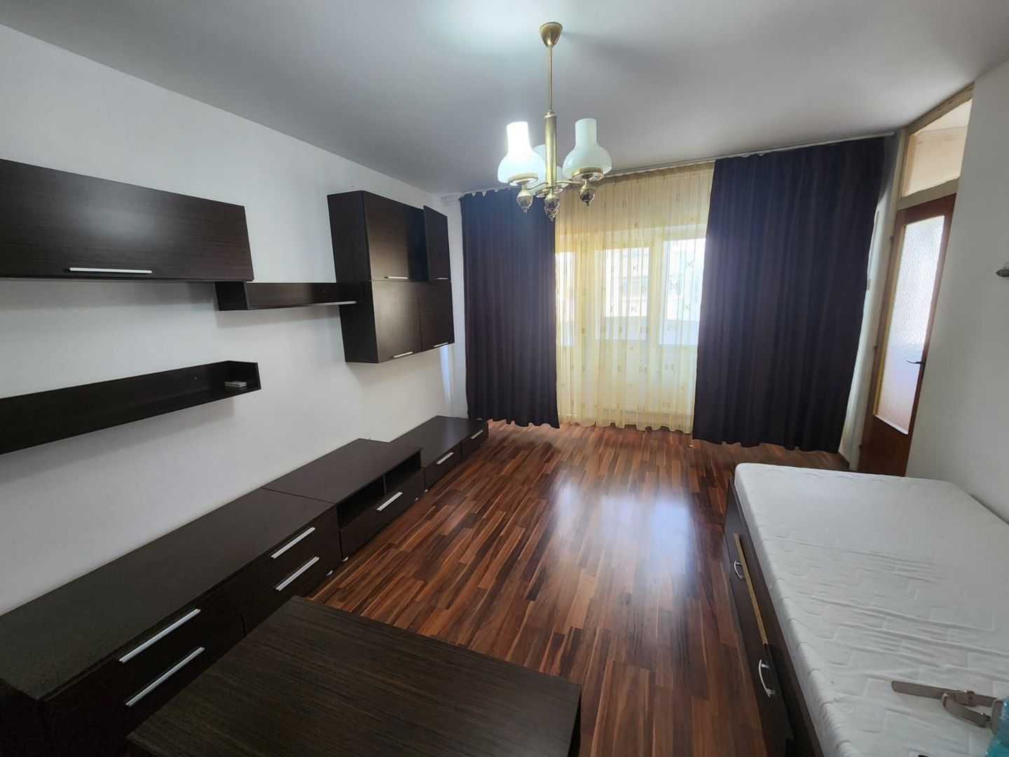 Apartament cu o cameră de vânzare în Tei, Bucuresti - Poză 2