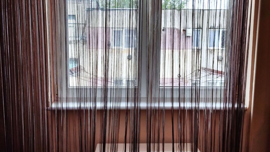 BRASADAS vinde garsoniera 24m la etajul 4/4 B-dul Closca. - Poză 1