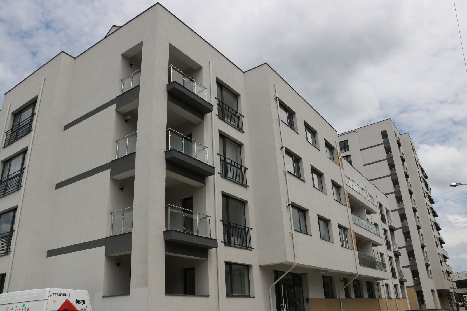 Militari - Bd. Uverturii - Pacii, 3 camere, 189mp, Bloc Finalizat, COMISION 0% - Poză 2