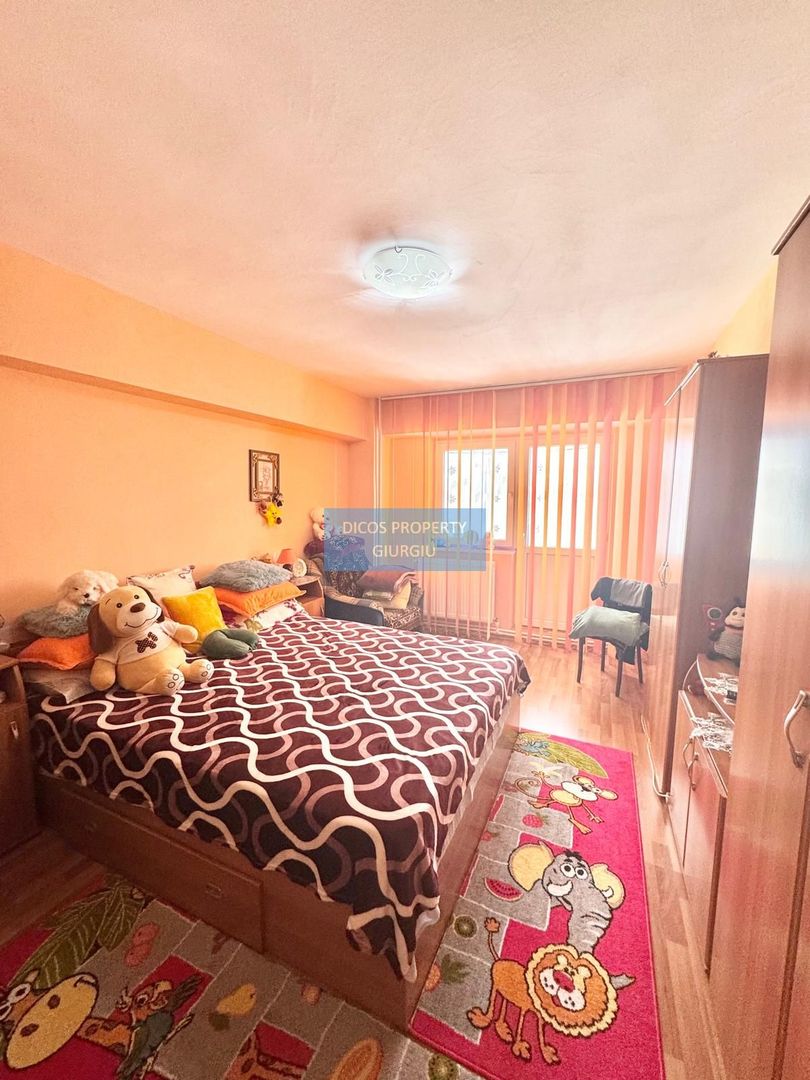Apartament spațios, 3 camere – Bulevardul CFR, Giurgiu - Poză 12