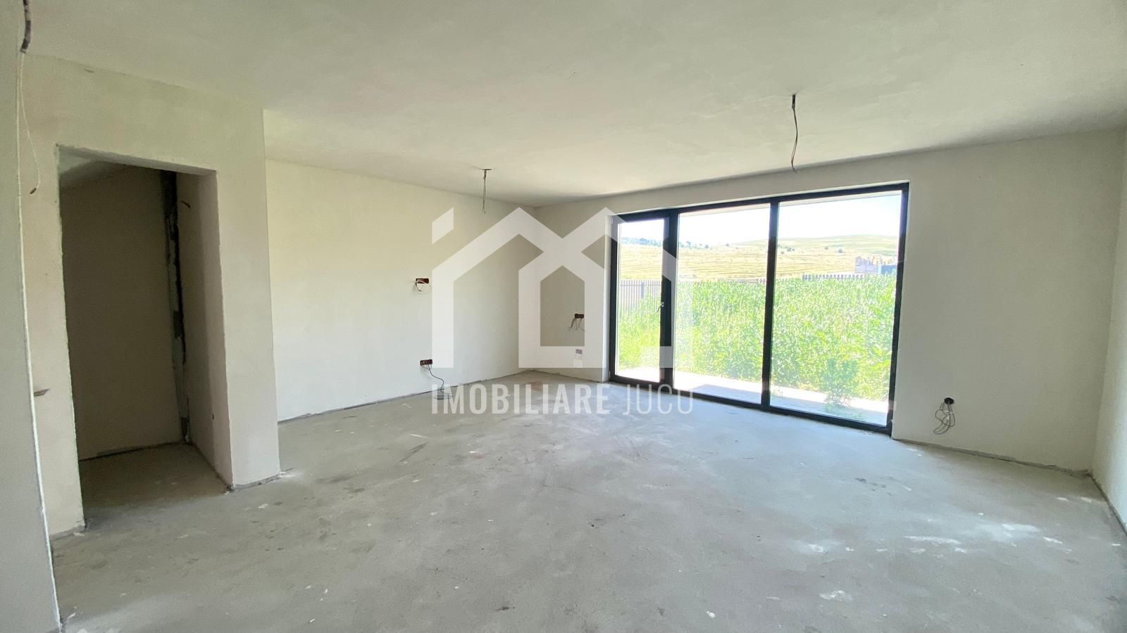 Casa individuala cu 5 camere, Campenesti - Poză 2