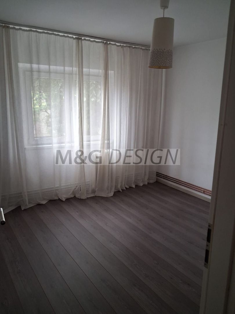 Apartament 3 camere zona Andrei Saguna etaj 2 - Poză 2