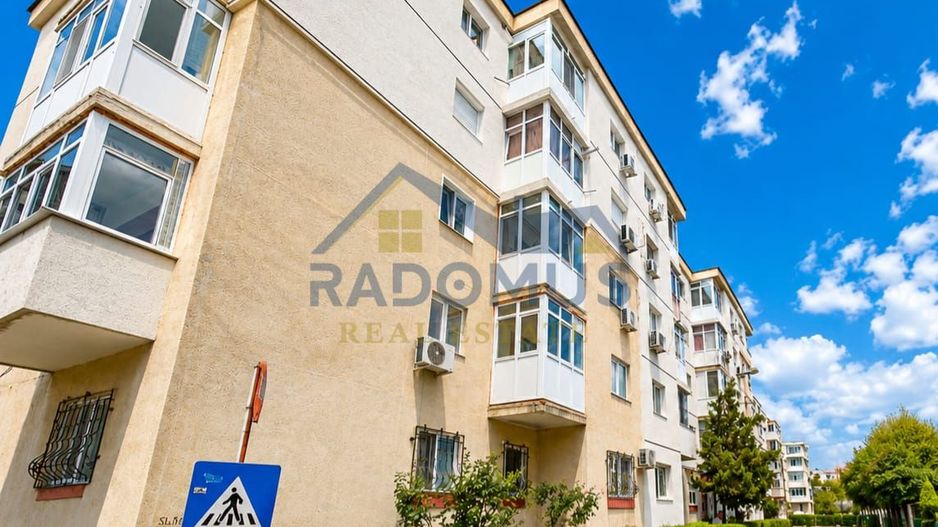 Decomandat -3 Camere - Grădină – 9 Mai - 61 Mp Utili - An 1990 -Parter - Poză 15