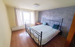 Casa 3 dormitoare, curte 60mp, parcare, langa UMF! - Poză 8