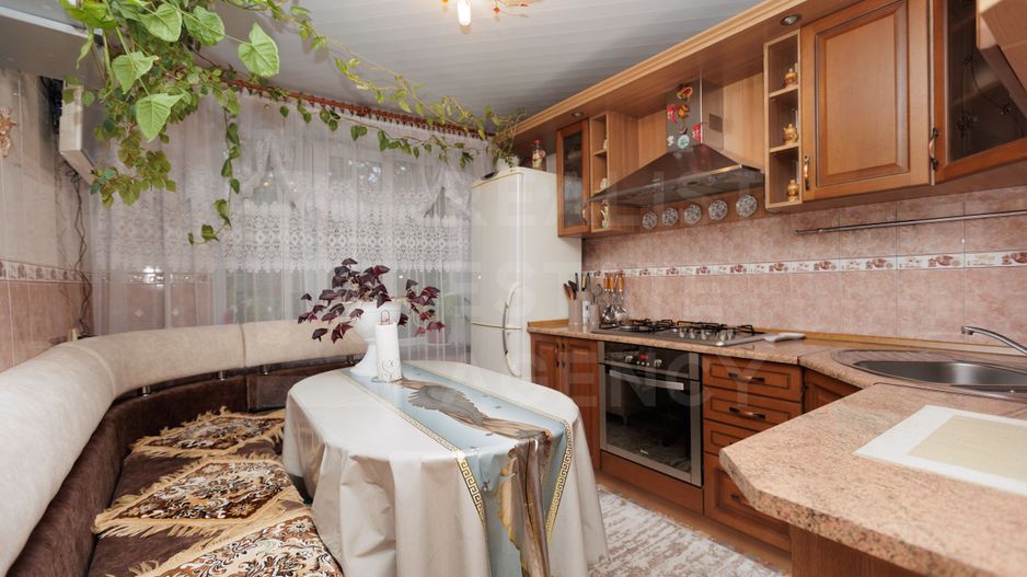 Vânzare, apartament, 2 camere, str. Băcioii Noi, Botanica - Poză 1
