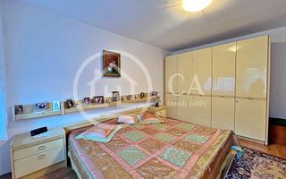Apartament cu 2 camere de vânzare la curte comuna ultracentral, Oradea - Poză 1