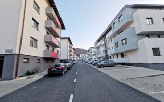 Apartament 3 camere, finisat, etaj 2, parcare subterana, Floresti str Sub Cetate - Poză 23