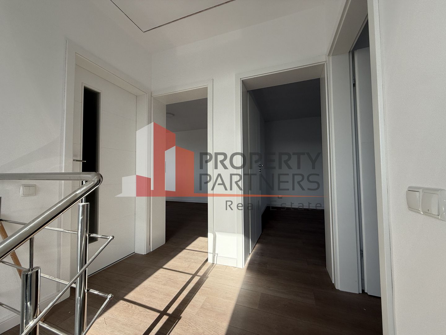 Casa versatila Sabareni - Poză 8