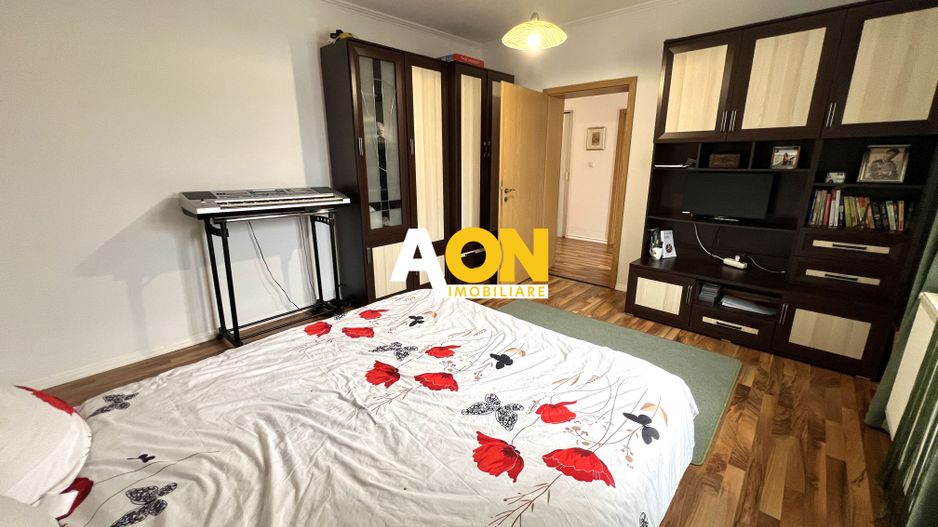 Casa de vanzare - 5 Camere, 2 Bai,  Garaj, 1000mp Teren - Poză 22