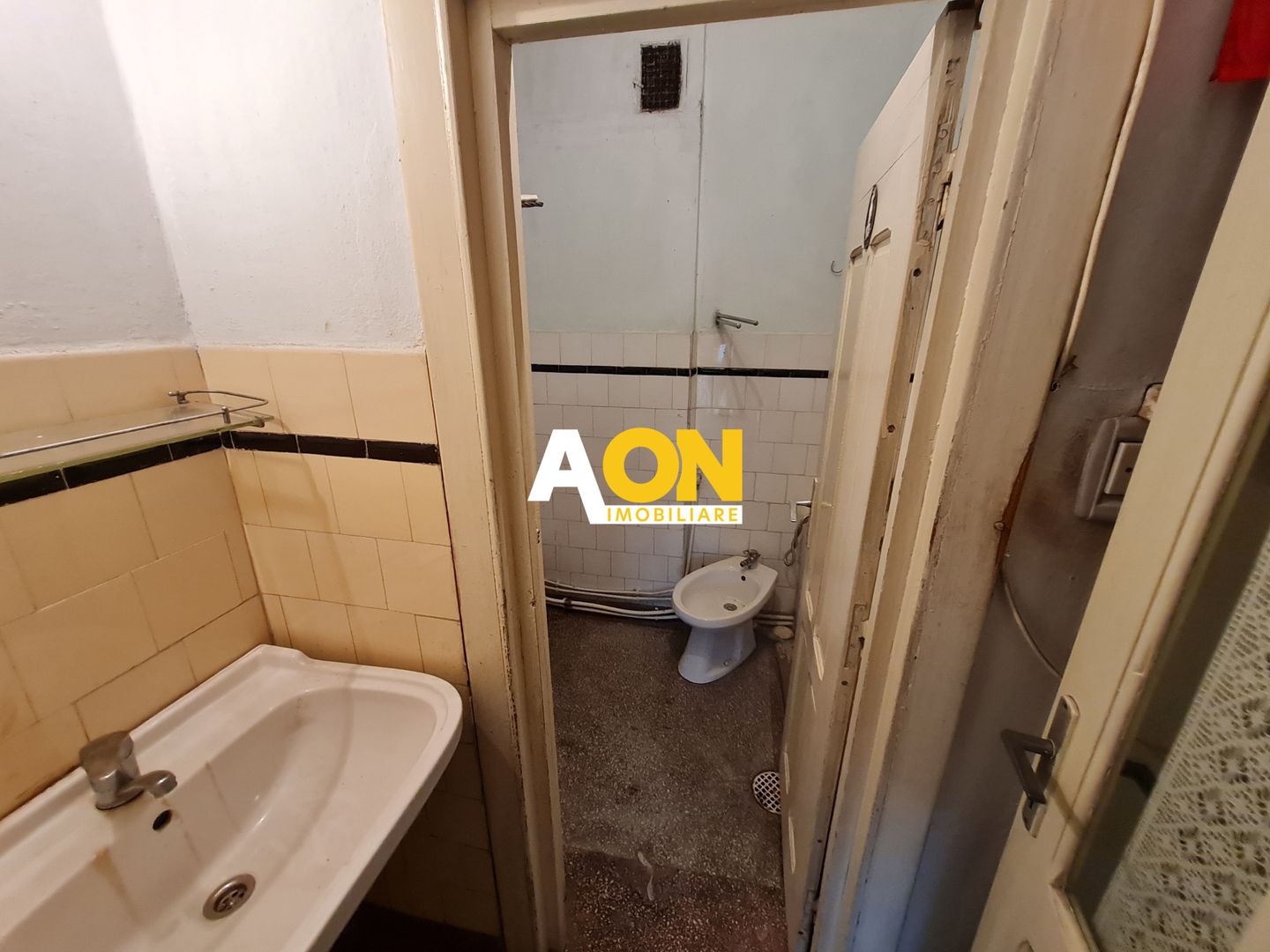 Casa 3 Camere + Demisol, Teren 287 mp, Zona Cetate - Poză 13