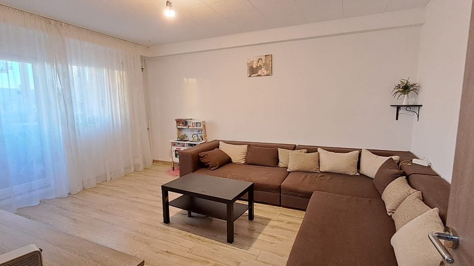 13 Septembrie, Parc Sebastian, 2 camere, 1986, reabilitat, parcare ADP - Poză 1