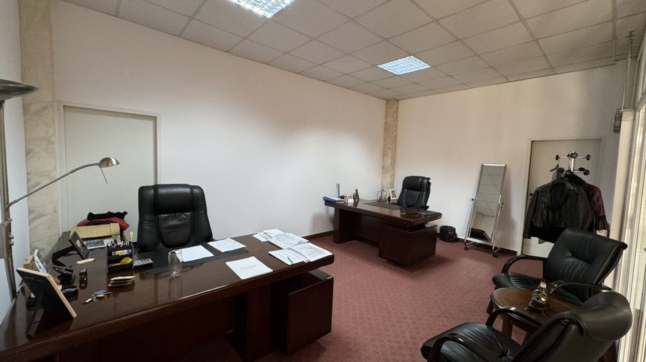 Clădire Multifuncțională de Vânzare în Târgu Mureș, Zona Gării - Poză 8