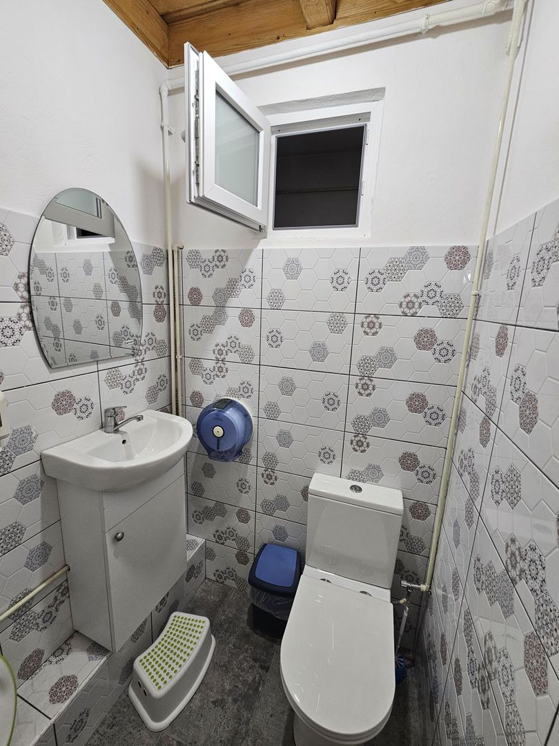 Spatiu de inchiriat 120 mp utili Campina central! - Poză 17