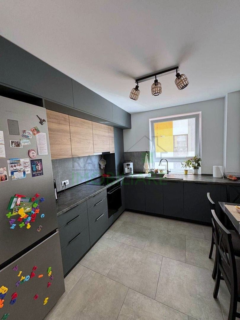 Apartament  2 Camere Grandis Residence Balcon 10 mp Parcare și Boxă - Poză 1