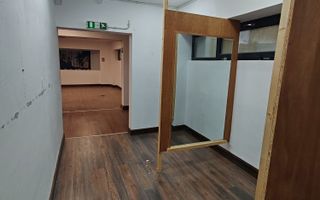 Sf. Lazar- Spatiu comercial la bulevard- vad/ trafic pietonal intens ! - Poză 11