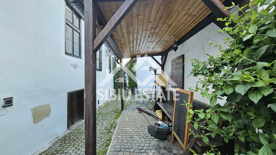 Imobil zona ultracentrala pretabil restaurant  schimbare destinatie - Poză 20