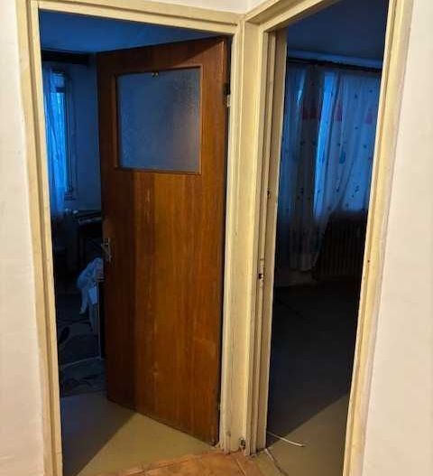 Apartament 4 camere,  Bld. Brancoveanu, zona Izvorul Crisului. - Poză 6