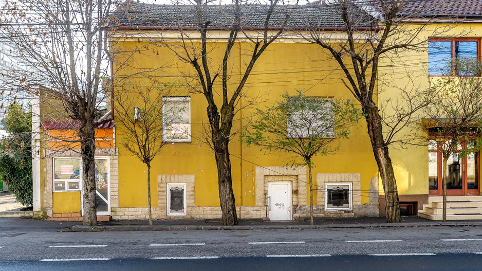 Spațiu generos în centrul Aradului. Ideal pentru birouri sau cabinete - Poză 9