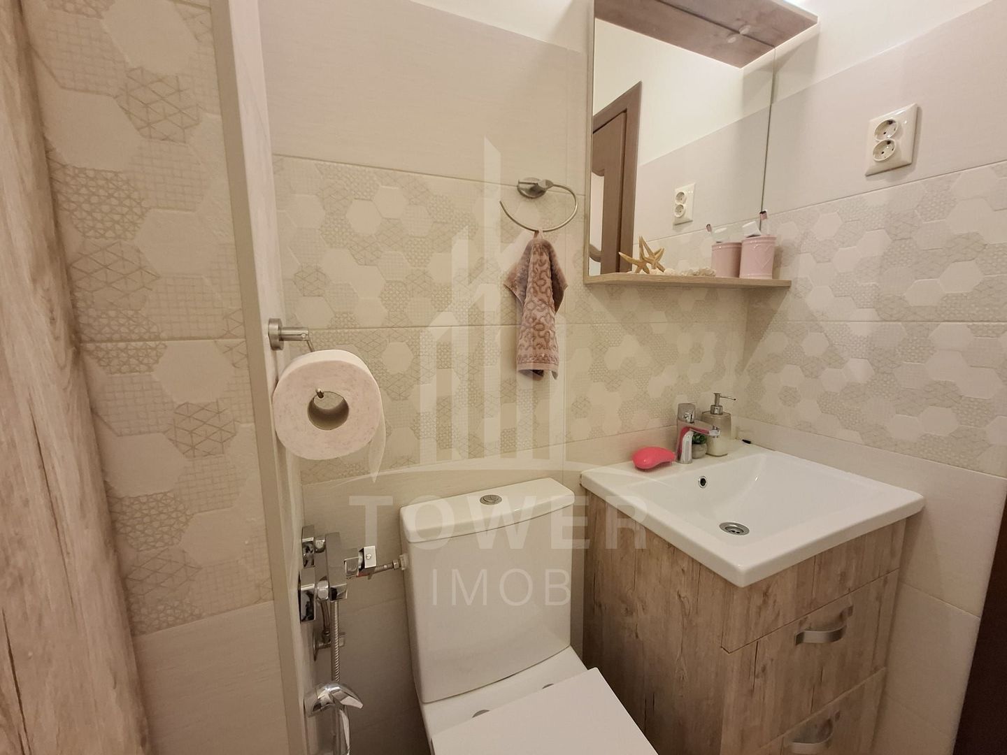 Apartament 2 camere, etaj 1, decomandat – de vânzare în Cisnădie, zona Aria - Poză 14