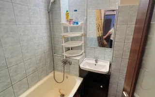 1 camera decomandat etaj 3 zona Buziasului - Poză 11