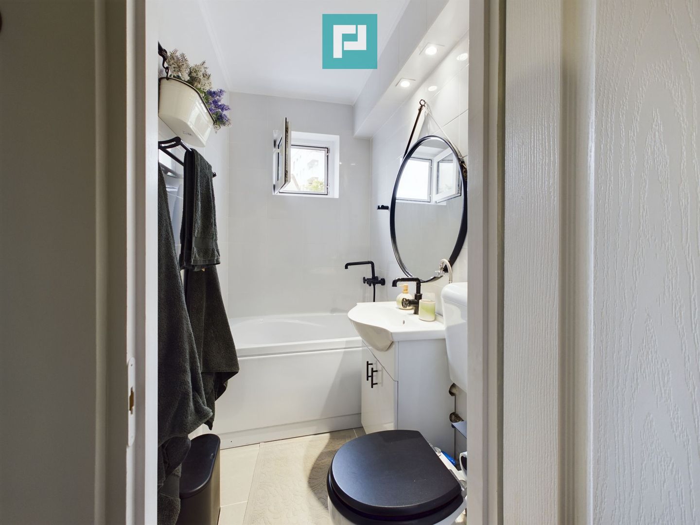 Apartament 2 camere zona Romanilor - Poză 5