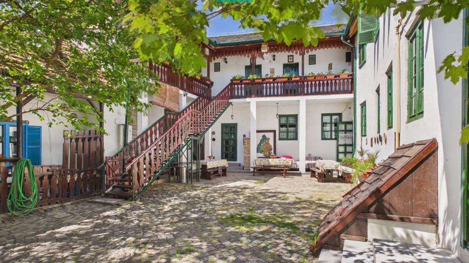 Pensiune 18 Camere cu Restaurant - Cetatea Oradea - Poză 31