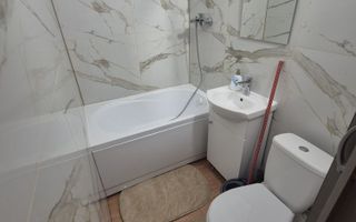 Garsoniera zona U.M.T. - Poză 9
