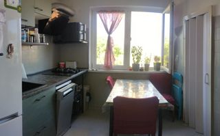 De vanzare apartament  4 camere- zona Giulesti, sector 6. - Poză 1