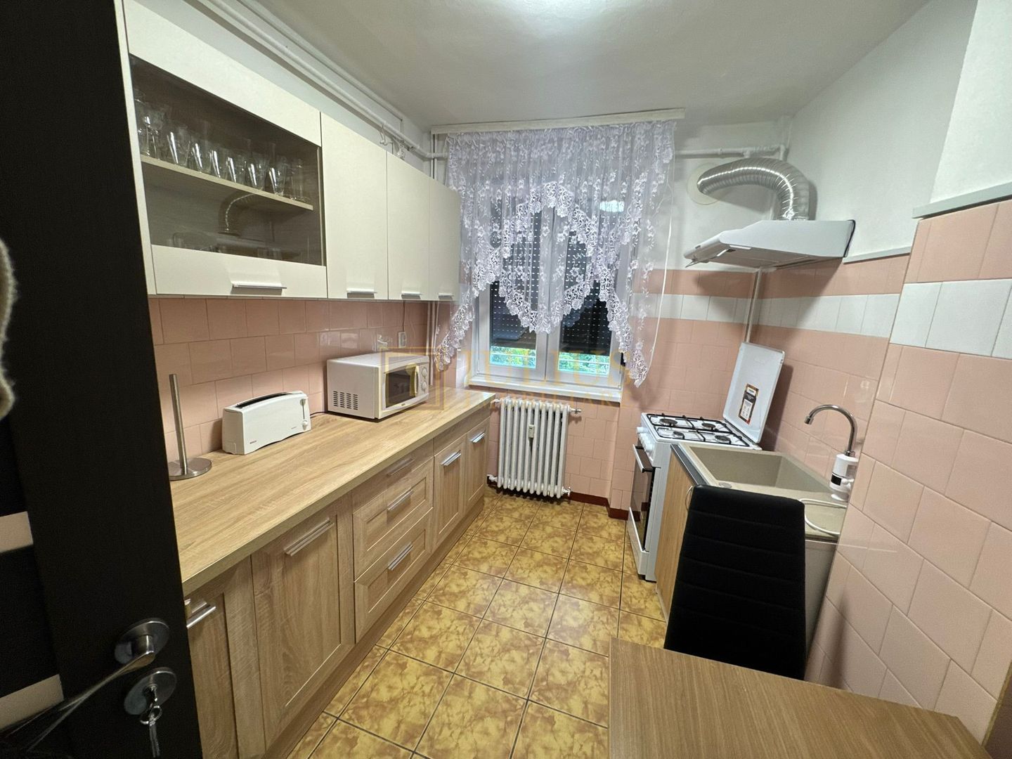 2 camere| cladire istorica| vis a vis de Catedrala| camere spatioase| - Poză 6