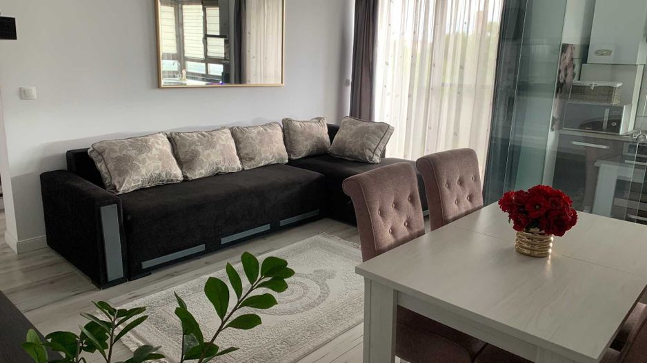 BRASADAS vinde ap 3 cam cu parcare in curte zona Botizului. - Poză 2