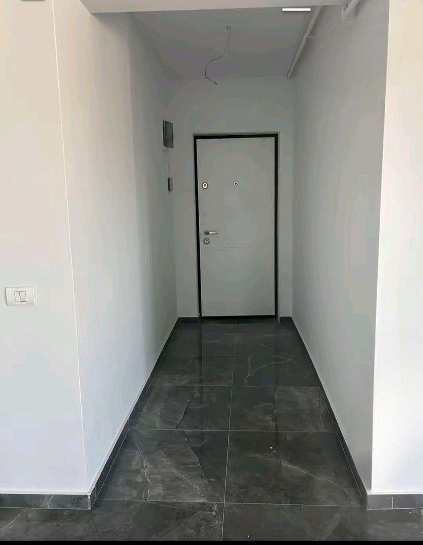 Vânzare apartament 2 camere cu parcare subterană - Poză 7