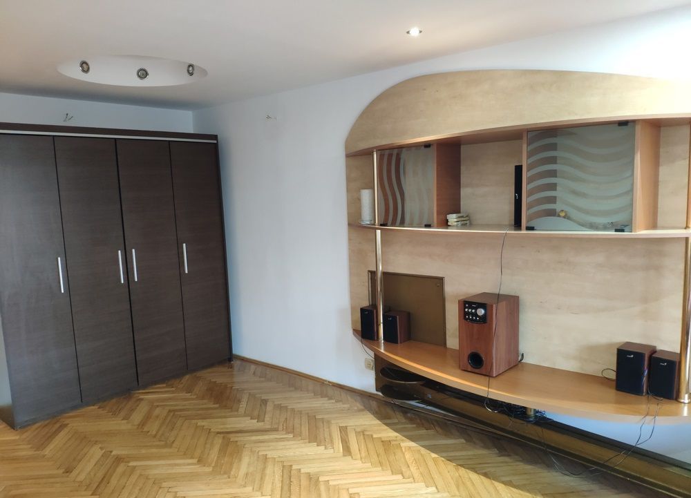 Apartament ultramodern 3 camere METROU GORJULUI - Poză 2