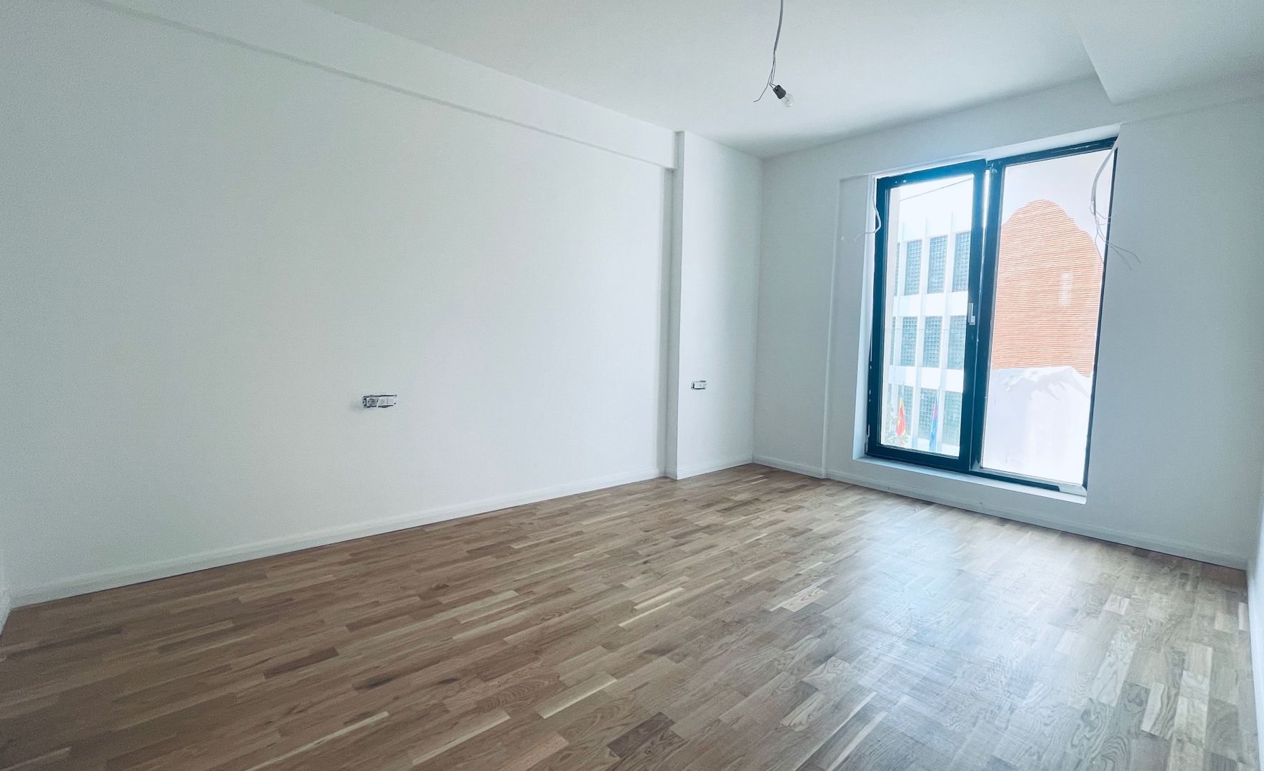 Apartament 3 camere nou,  Pta-Unirii AP09B - Poză 1
