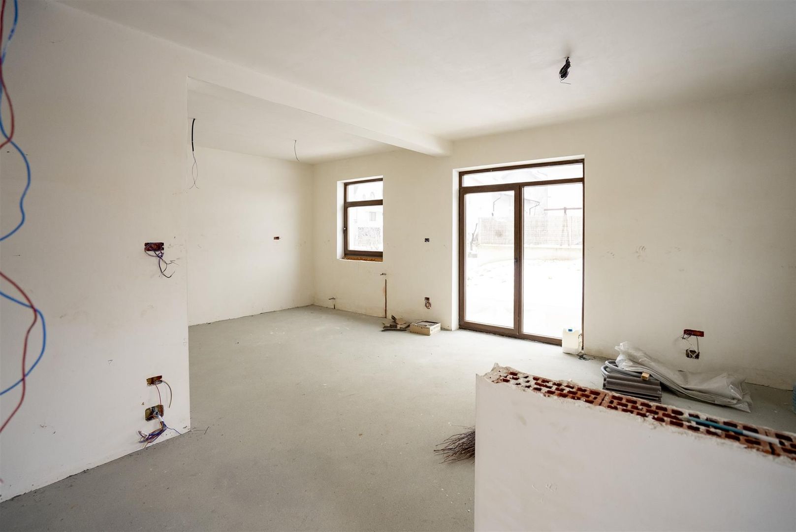 Casa de vanzare Parter Zona dealuri Oradea - Poză 3