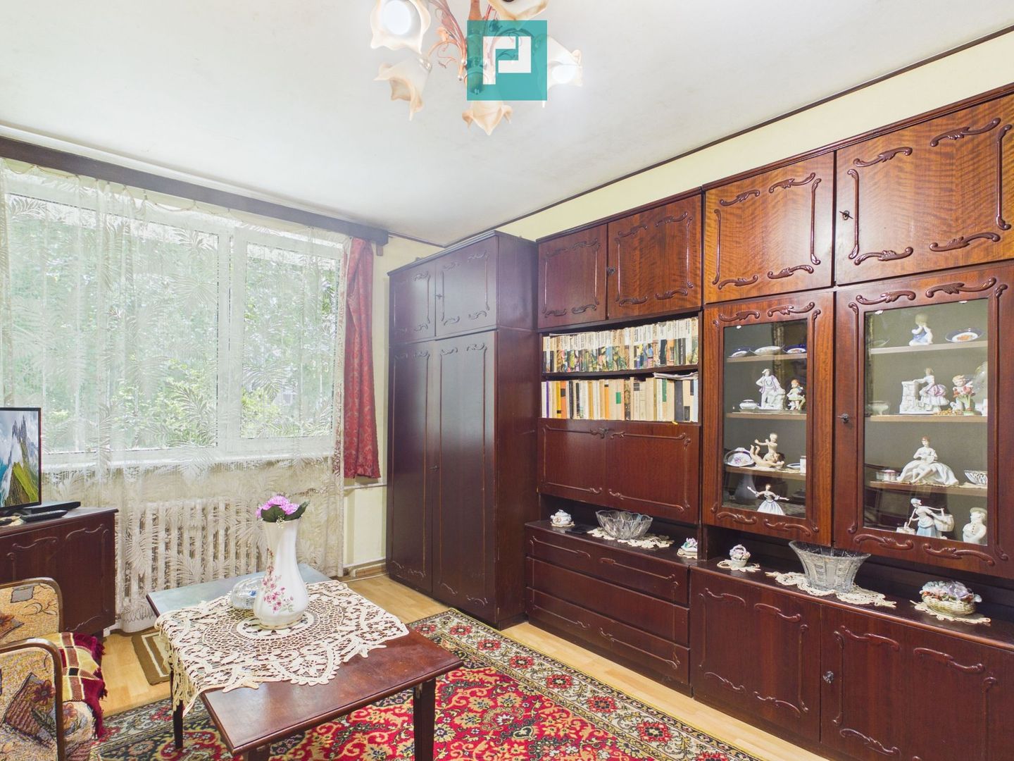 : Apartament 2 camere Rogerius, parter, ideal inve - Poză 1