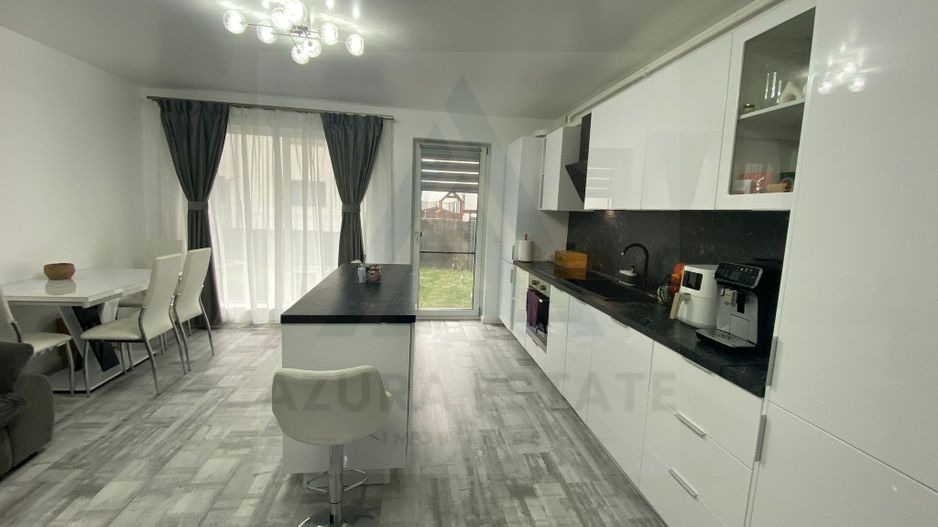 Apartament 3 camere 2 bai curte 85 mp 2 locuri de parcare in Selimbar - Poză 3