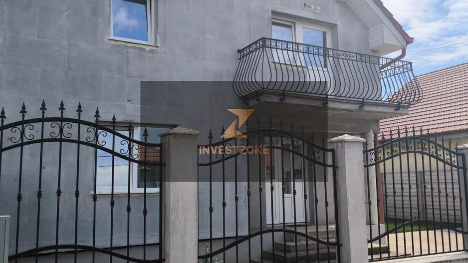 CASA DE VANZARE IN SANTANDREI -ORADEA, CARTIERUL TINERETULUI - Poză 3