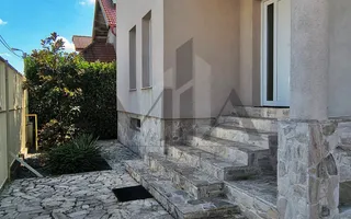 Casa cu 5 camere de inchiriat in cartierul Tineretului, Oradea - Poză 20