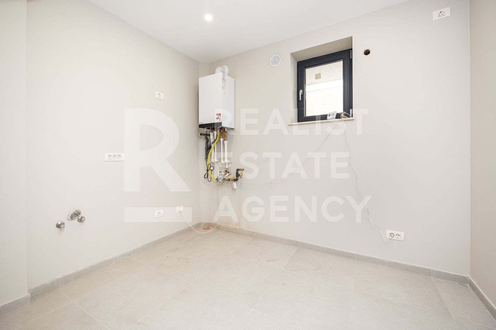 Chirie, casă, 8 camere, zona 1 Mai, București - Poză 22