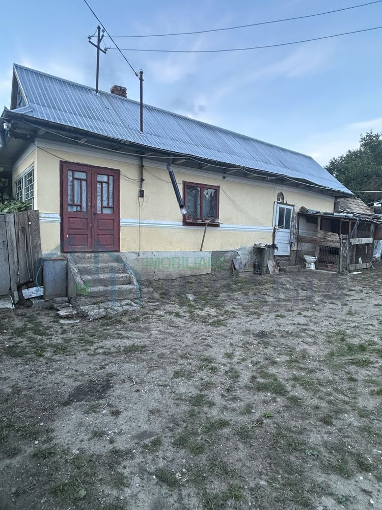 Casă de vânzare în Miroslovești, 2 camere, teren 1000 mp - Poză 8