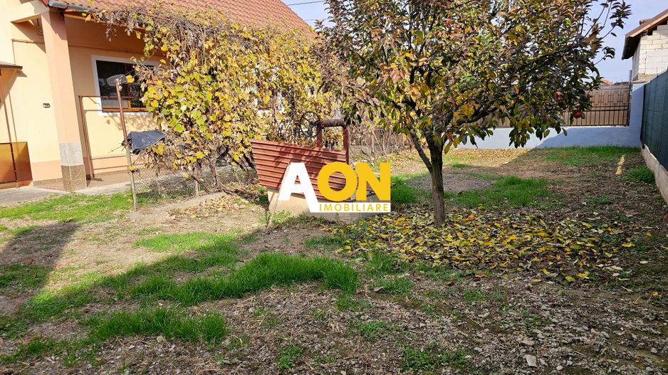 Casa 3 camere, 2 bai, garaj, 515 mp teren, Barabant - Poză 3