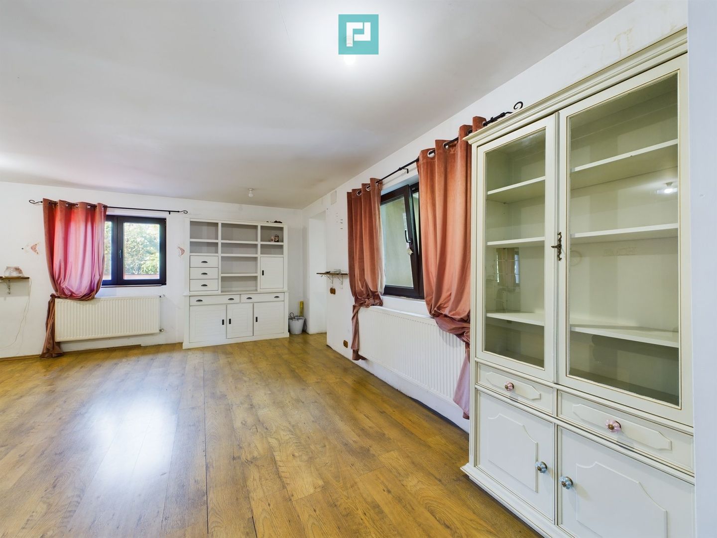 Casă ideală pentru birouri sau locuință pe Bulevardul Basarabia - Poză 2