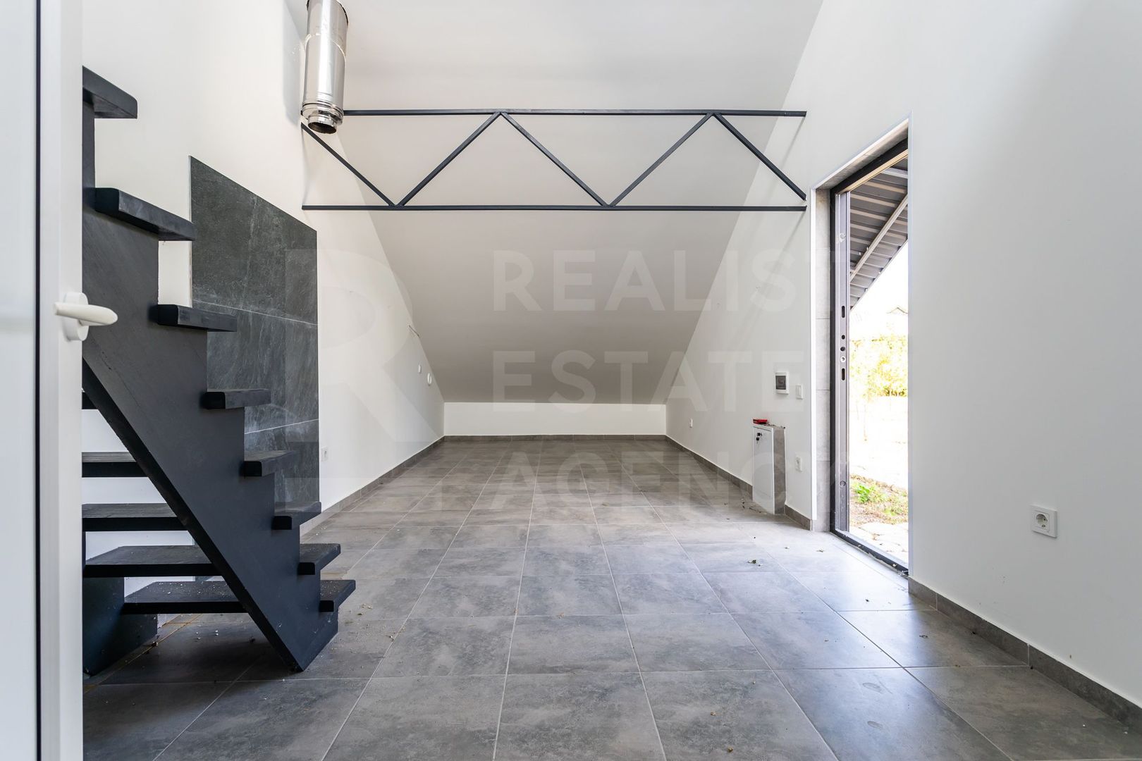 Vânzare, casă, 2 nivele, 122 mp, strada I.P. Izvoraș, Criuleni - Poză 31