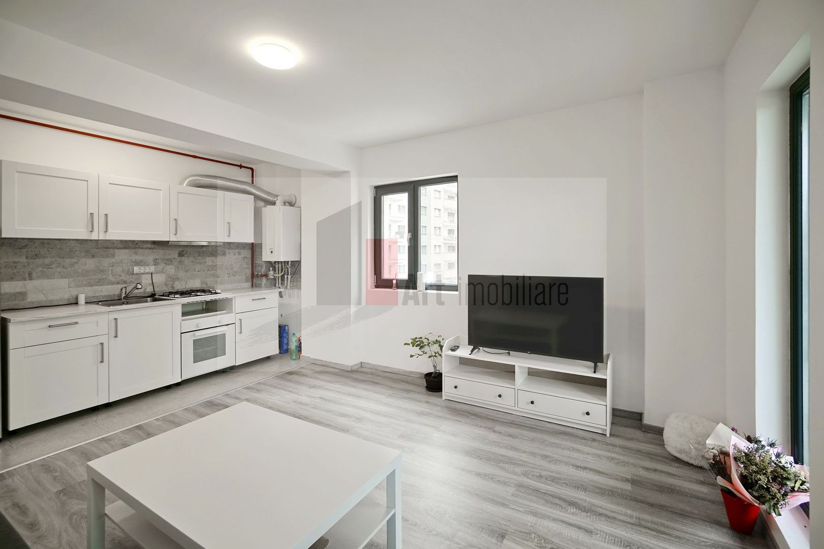 3 camere bloc nou Intrarea Monolitului - Poză 1