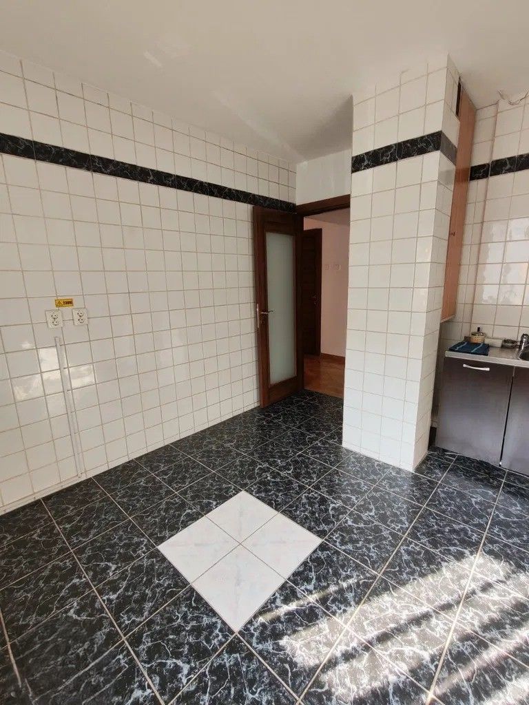 Apartament 3 camere de inchiriat, ideal birou sau locuinta- zona Marriott - Poză 3