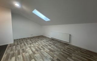 Disponibil imediat. Bloc nou - Poză 4