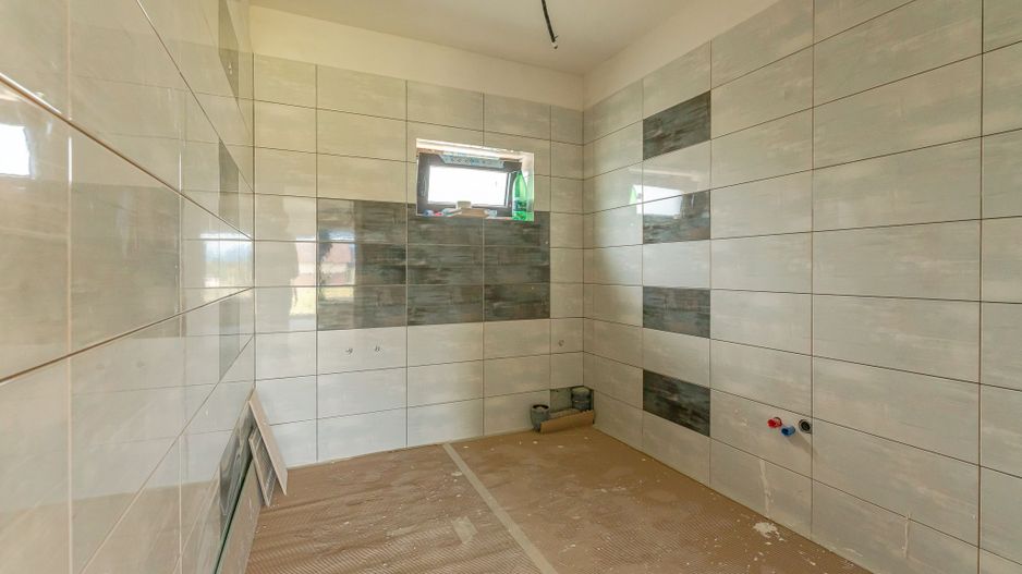 Casa individuala cu predare ''la cheie'' in Sanpetru - Poză 7