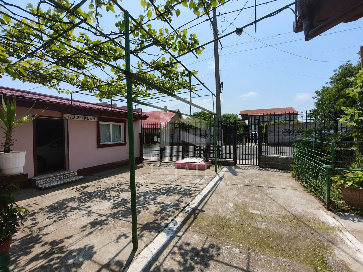 CASA  POIANA | PANOURI SOLARE | TEREN 800 MP - Poză 2